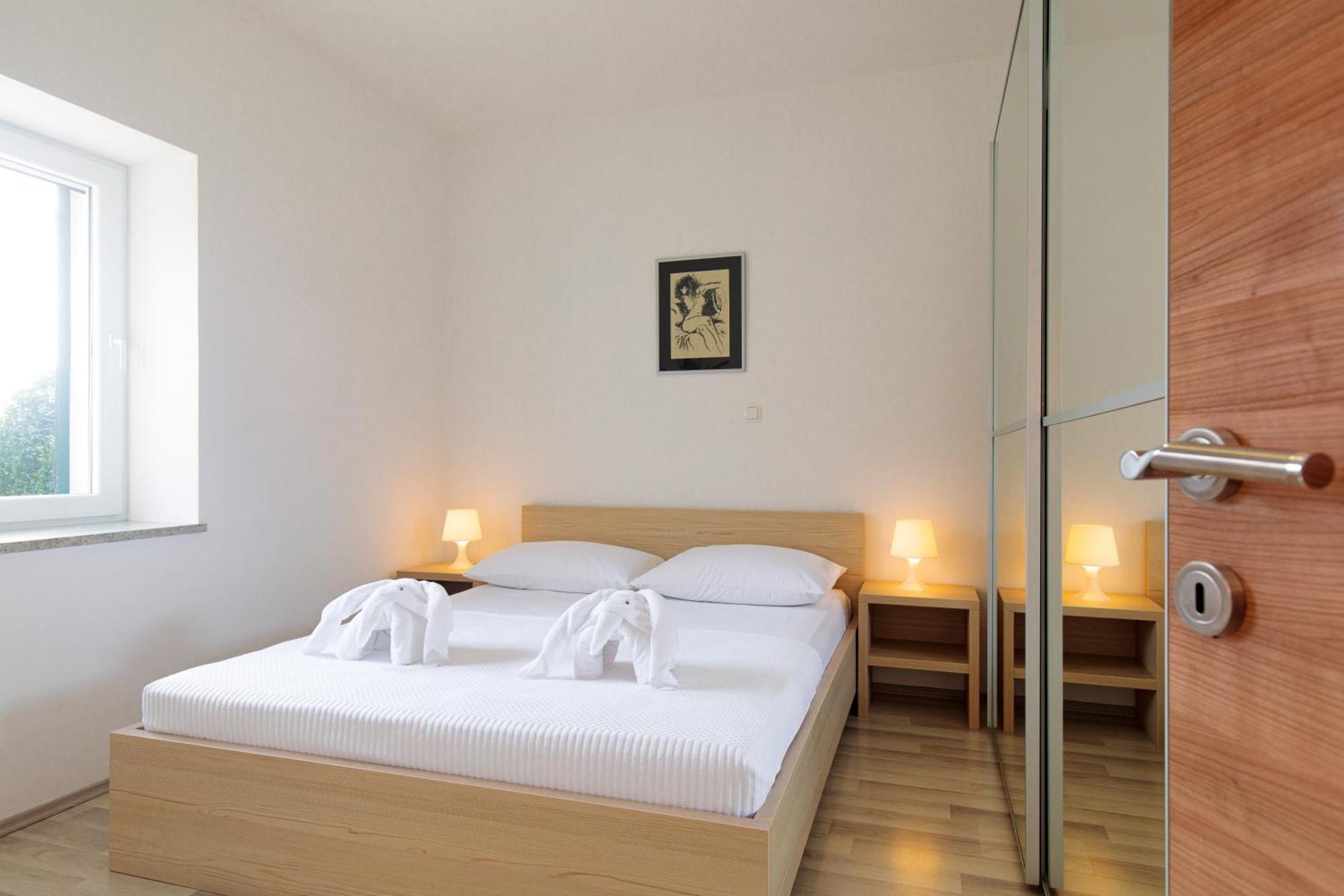 Apartments Tm คิร์ก ภายนอก รูปภาพ